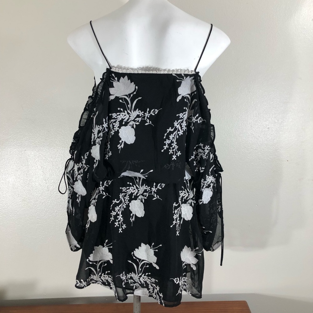 Alice + Olivia Holden Cold Shoulder Embroidered Chiffon Dress Size Medium - Picture 12 of 15